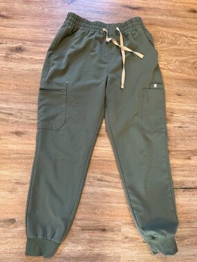 Figs Moss Green Cargo Jogger Scrub Pants